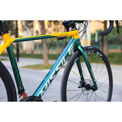 Сделанный женский гоночный велосипед с тормозом SHIMANO BR-R7020 и легкой алюминиевой рамой