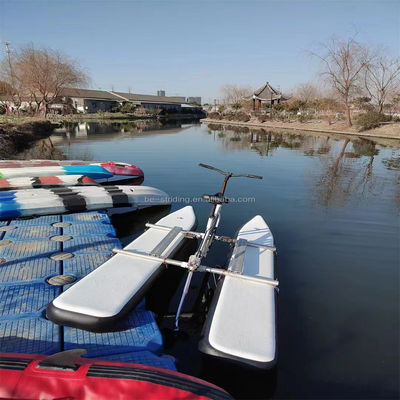 Водные виды спорта на открытом воздухе Металлический водный велосипед с надувным плавающим винтом