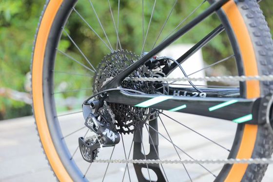 Почувствуйте волнение от езды с 29 "полной подвеской углеродный каркас Mtb мягкий хвост